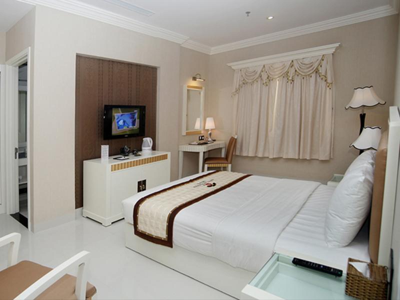 Seventeen Saloon Hotel Дананг Екстериор снимка